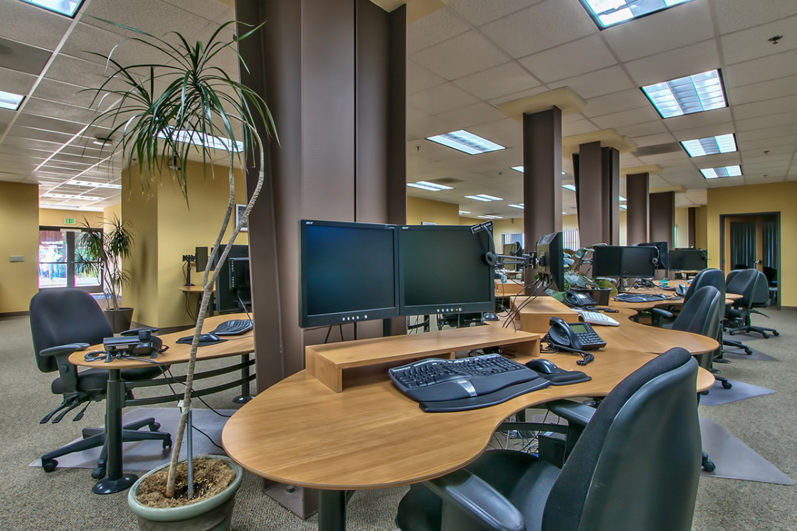 clean-office-design-a12